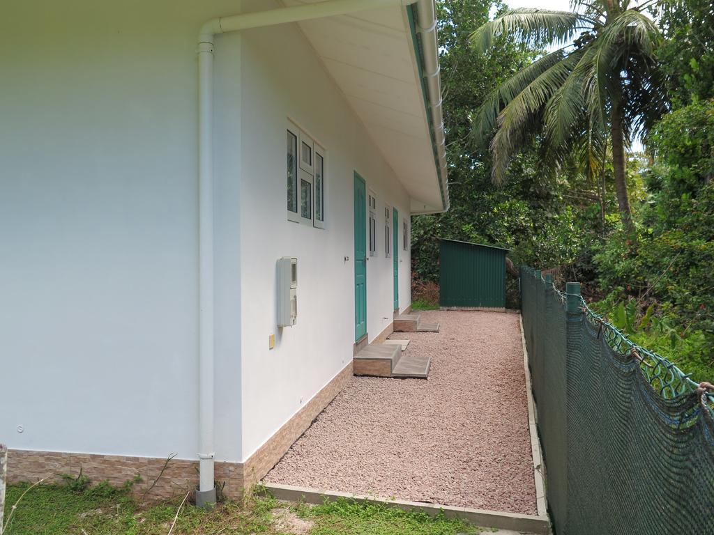 Fadine Self Catering Apartment La Digue Exterior photo